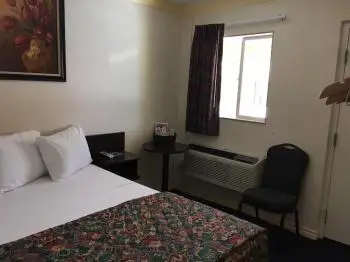 Mayfair Motel Main image