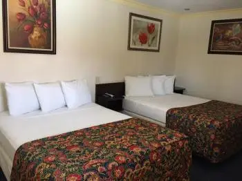Mayfair Motel 7
